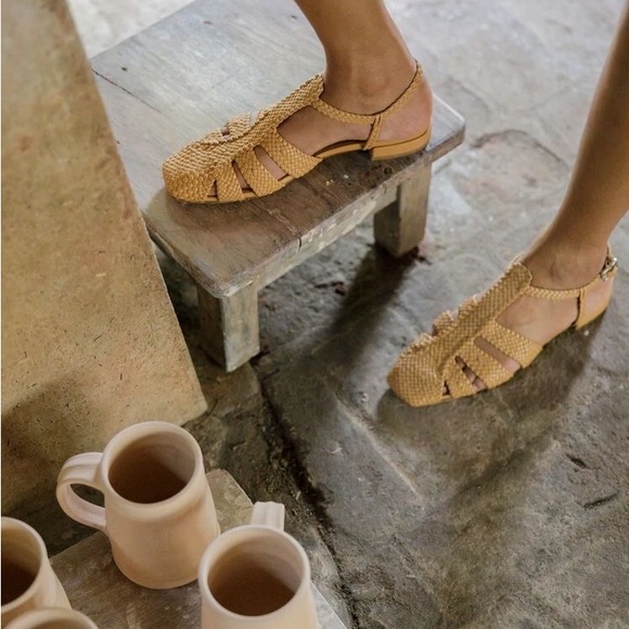 LoQ Arlo Braided Leather Fisherman Sandals - Picture 2 of 5